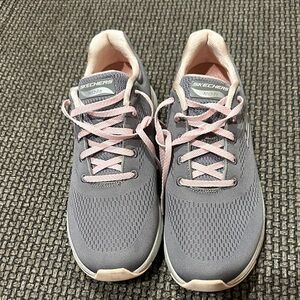 Skechers Women's Gray and Pink Sneakers